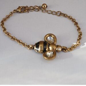 Vintage bee charm bracelet gold tone enamel rhinestone bug 1990s whimsy, 7 inch